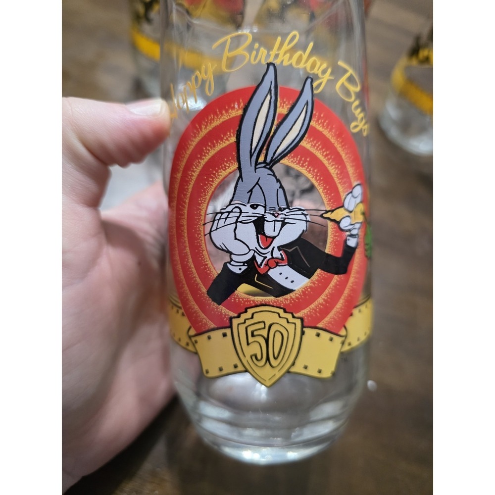 Vintage 1990 Warner Bros Looney Tunes Happy Birthday Bugs Glasses Set of 5